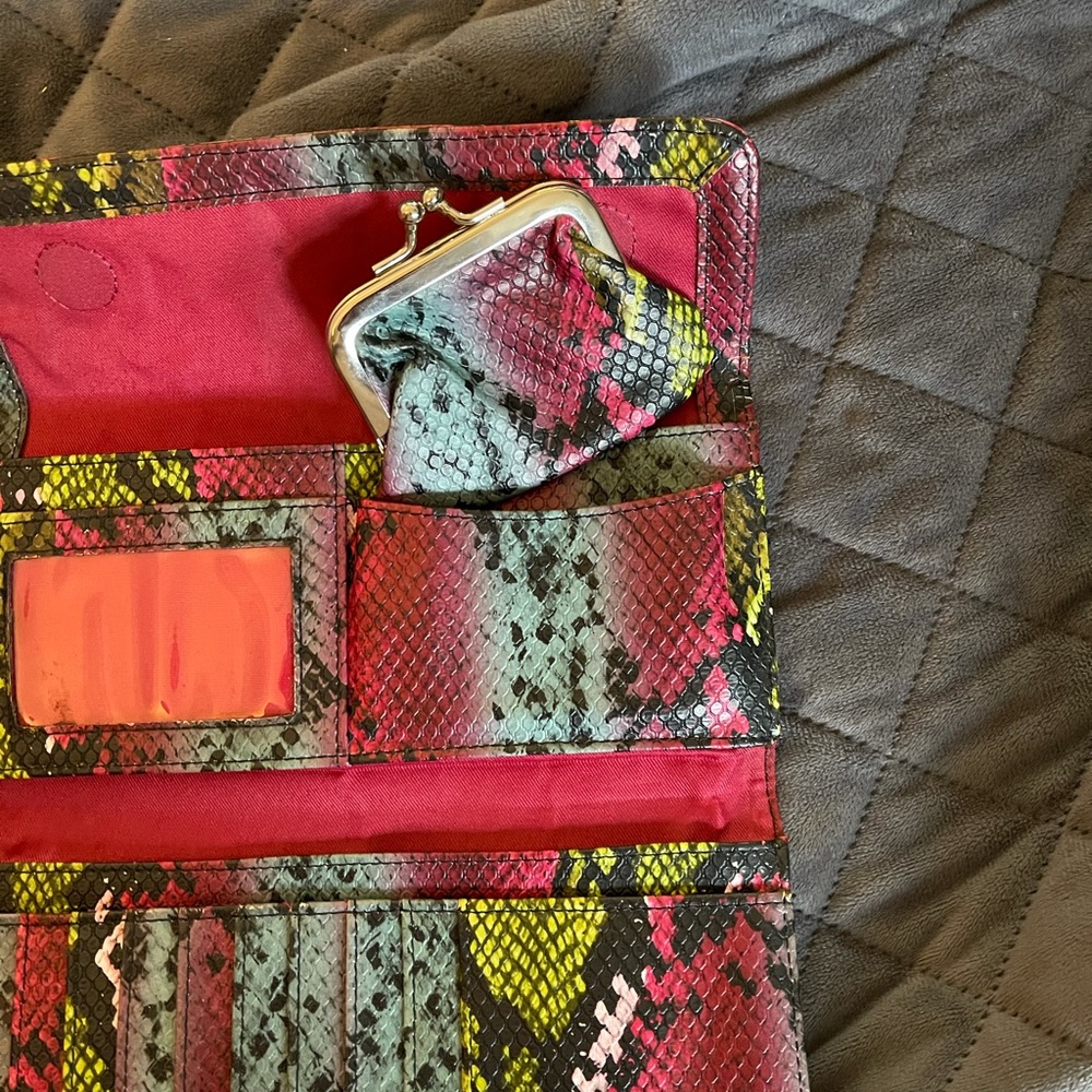 Wallet - Picture 6 of 14
